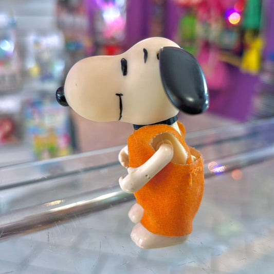 Peanuts: Snoopy With Robes Action Figure (Hong Kong, 70s) - PopCultGang