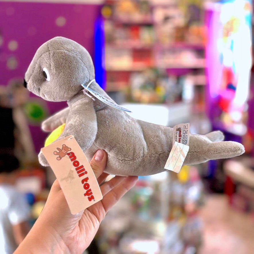 Pingu: Robbie The Seal Plush (2011) - PopCultGang