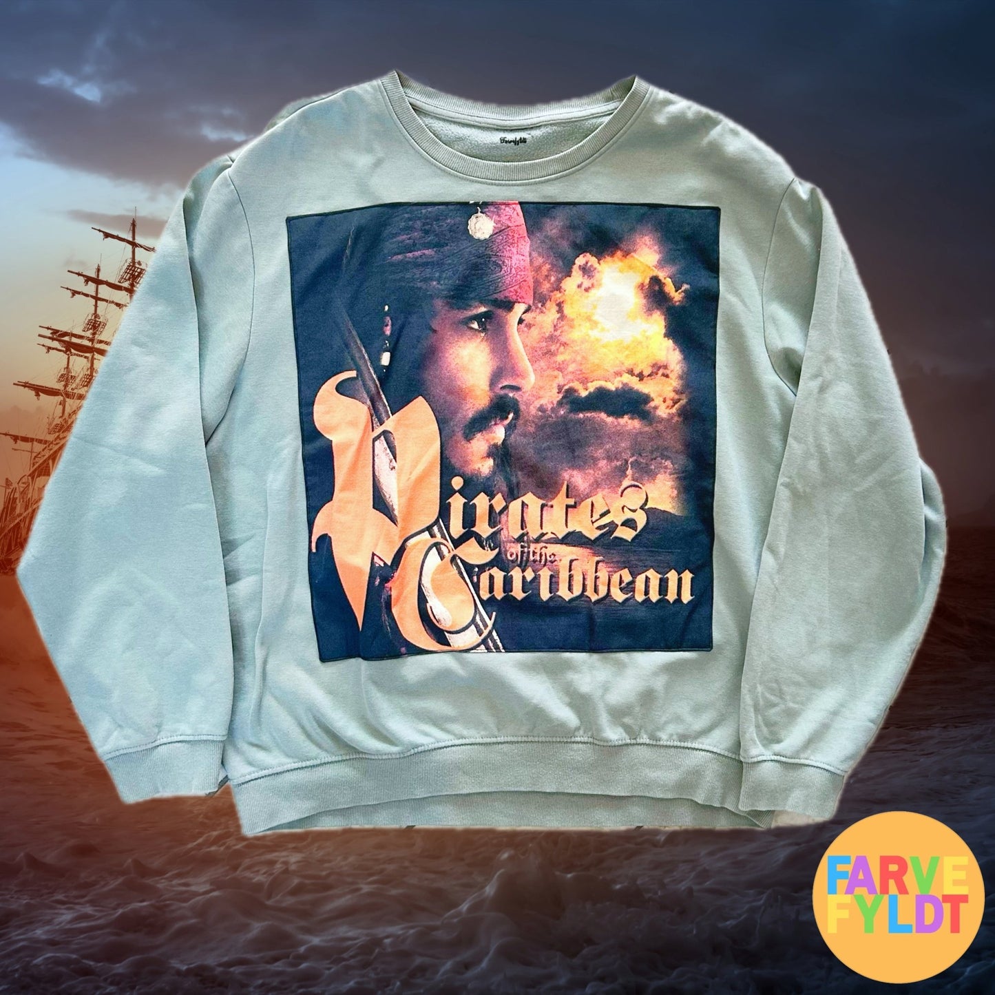 Pirates of The Caribbean - Upcycled Grey Sweatshirt (FARVEFYLDT x POPCULTGANG) - PopCultGang