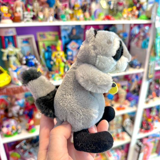 Pocahontas: Meeko With Cracker Plush (Disney, 90s) - PopCultGang