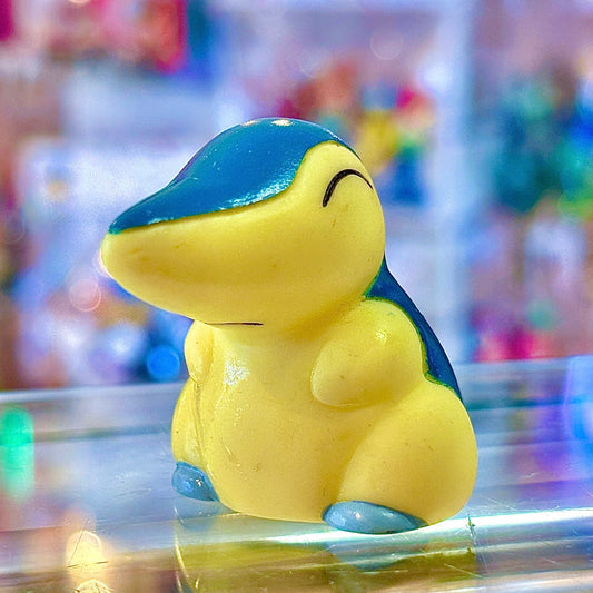 Pokemon: Cyndaquil Finger Puppet Figure (Bandai, 2000) - PopCultGang