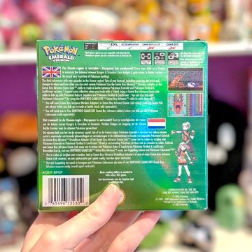 Pokemon: Emerald Version (CIB, Gameboy Advance) - PopCultGang
