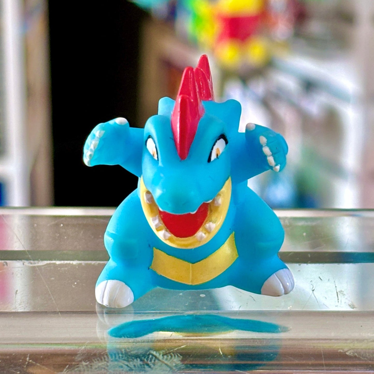 Pokemon: Feraligatr Finger Puppet Figure (Bandai, 2007) - PopCultGang