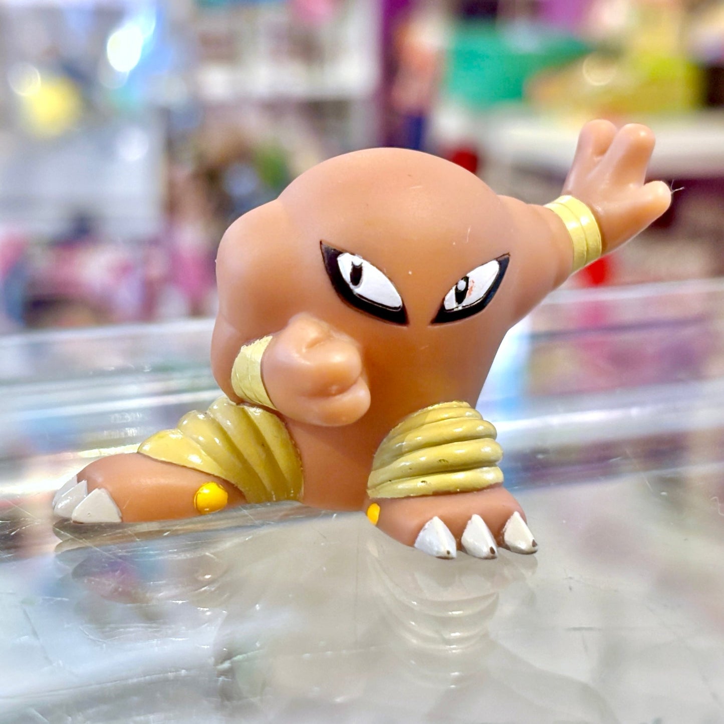 Pokemon: Hitmonlee Finger Puppet Figure (Bandai, 1998) - PopCultGang