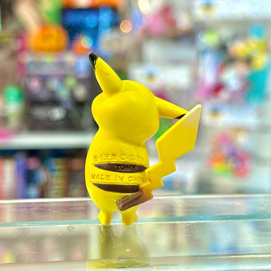 Pokemon: Pikachu Collectible Mini Figure (TOMY, Nintendo, 90s) - PopCultGang