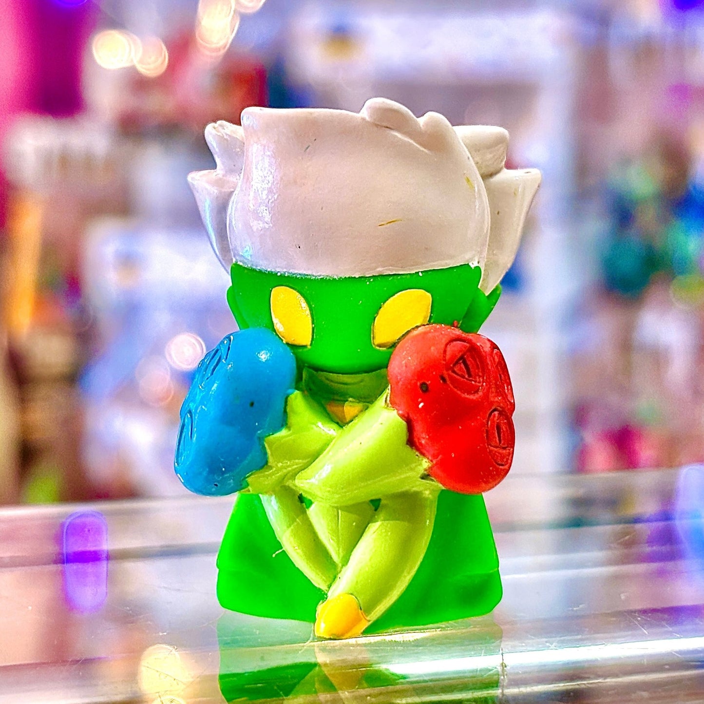 Pokemon: Roserade Finger Puppet Figure (Bandai, 2006) - PopCultGang