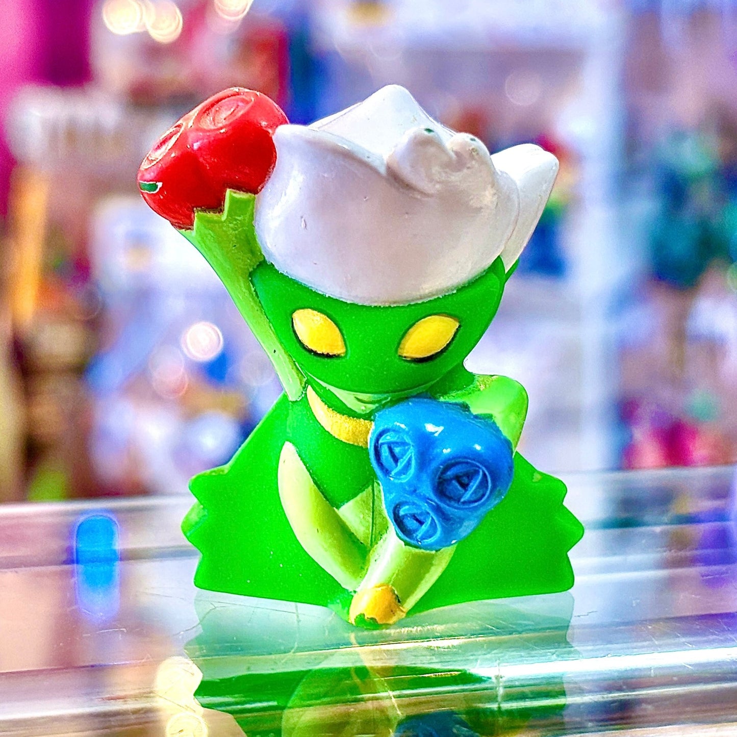 Pokemon: Roserade Finger Puppet Figure (Bandai, 2008) - PopCultGang