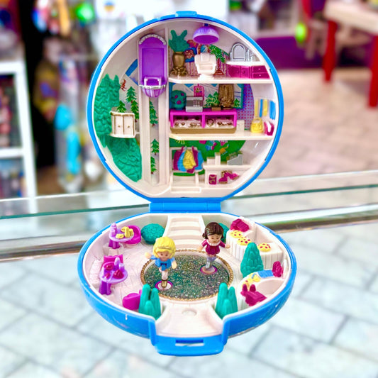 Polly Pocket: Ice Skating Party (1989) (complete) - PopCultGang