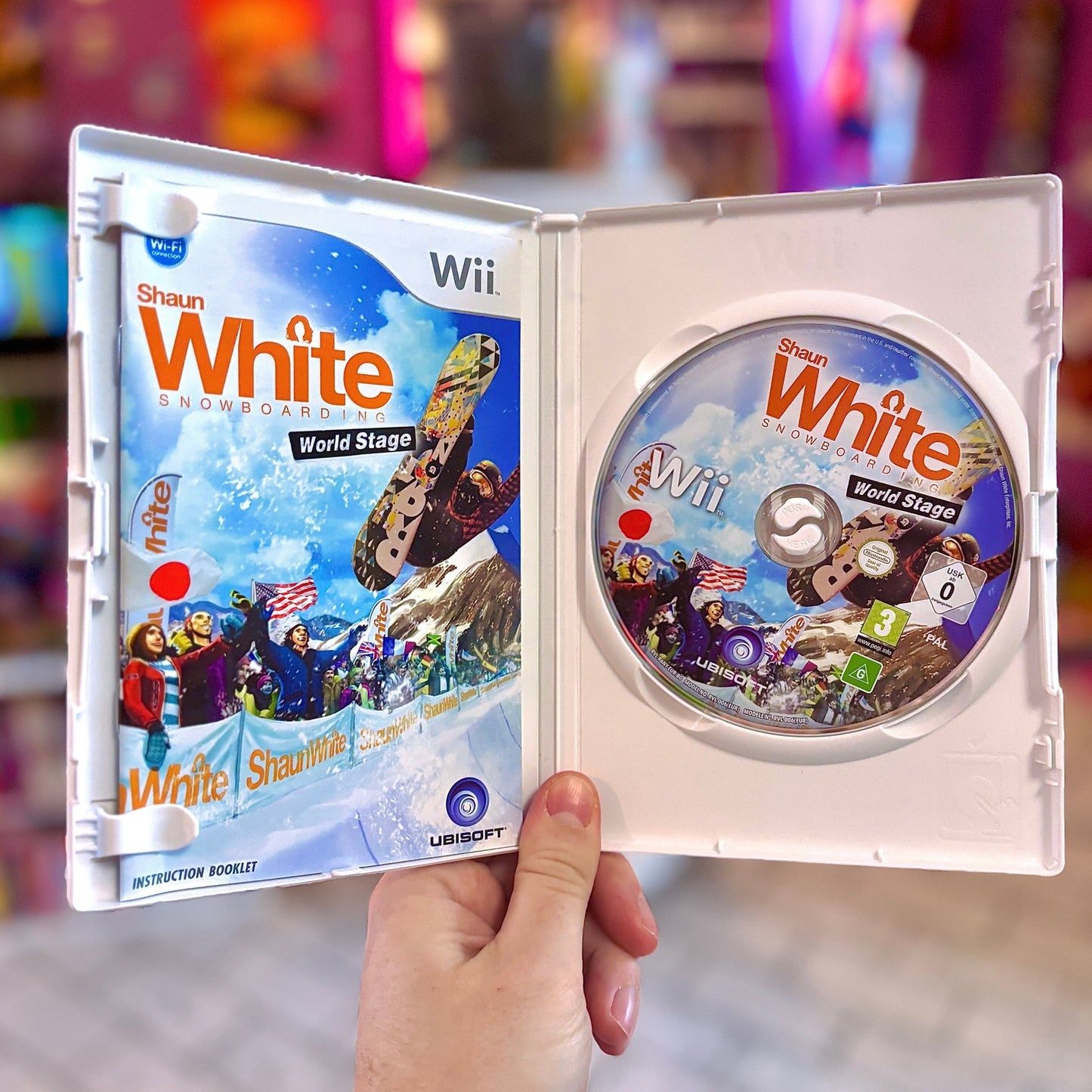Shaun White Snowboarding: World Stage (Wii) - PopCultGang