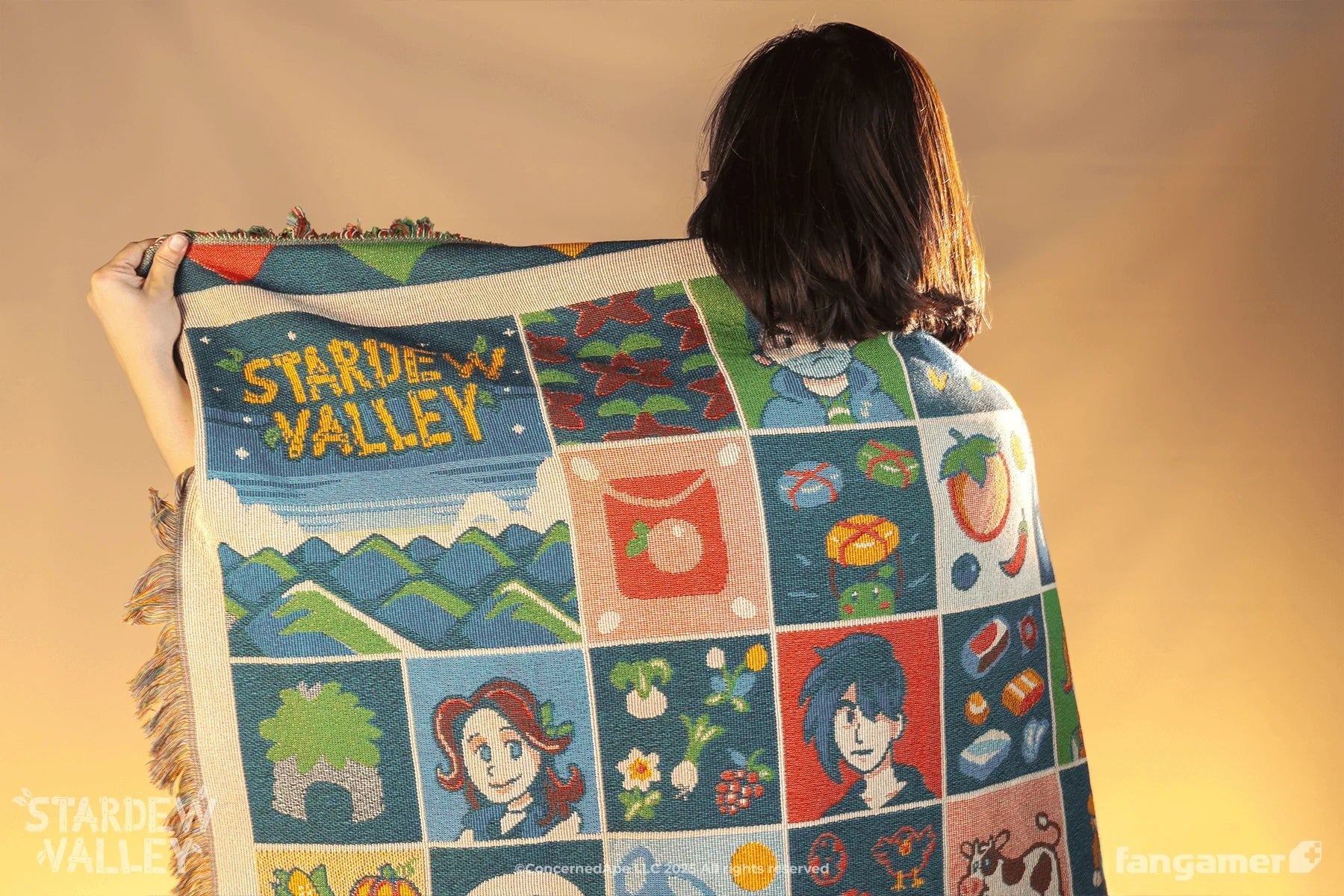 Stardew Valley: Farmhouse Patchwork Throw Blanket (Fangamer) - PopCultGang