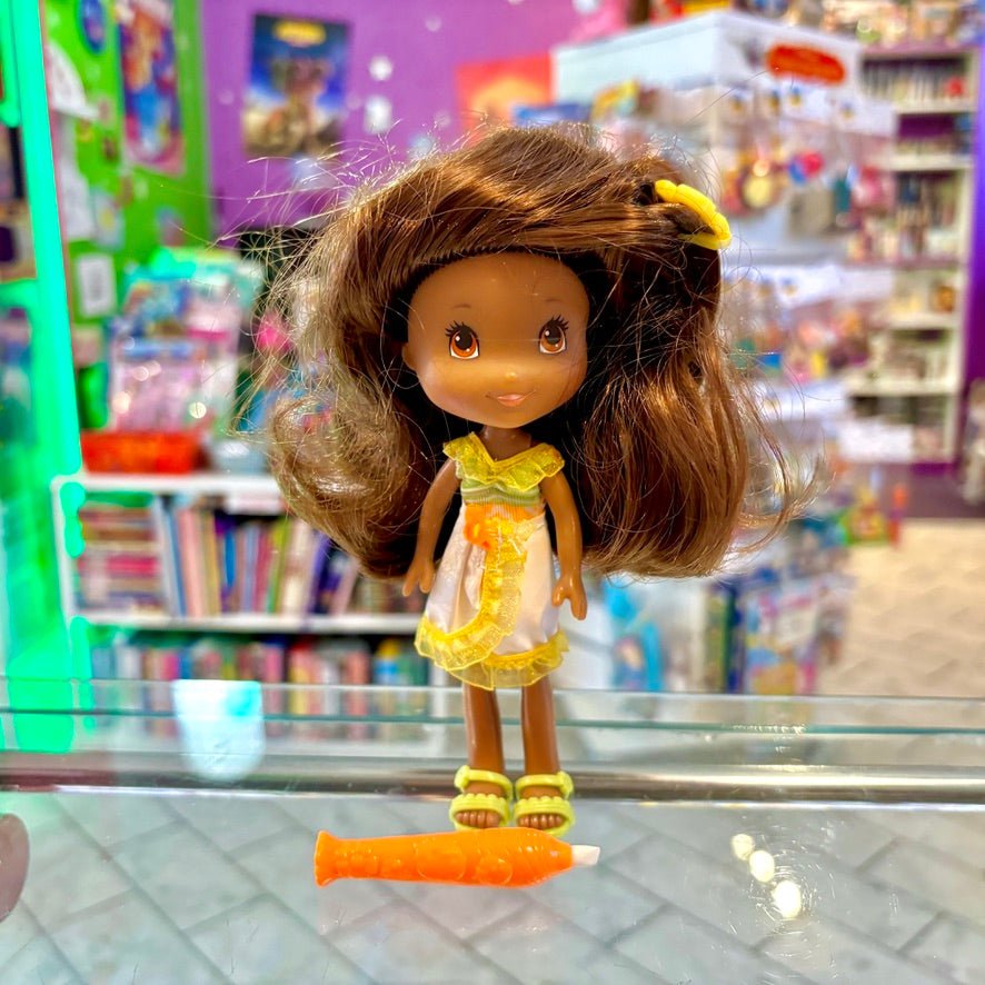 Strawberry Shortcake: Color Changing Magic - Berry Beachy Orange Doll (Hasbro, 2008) - PopCultGang