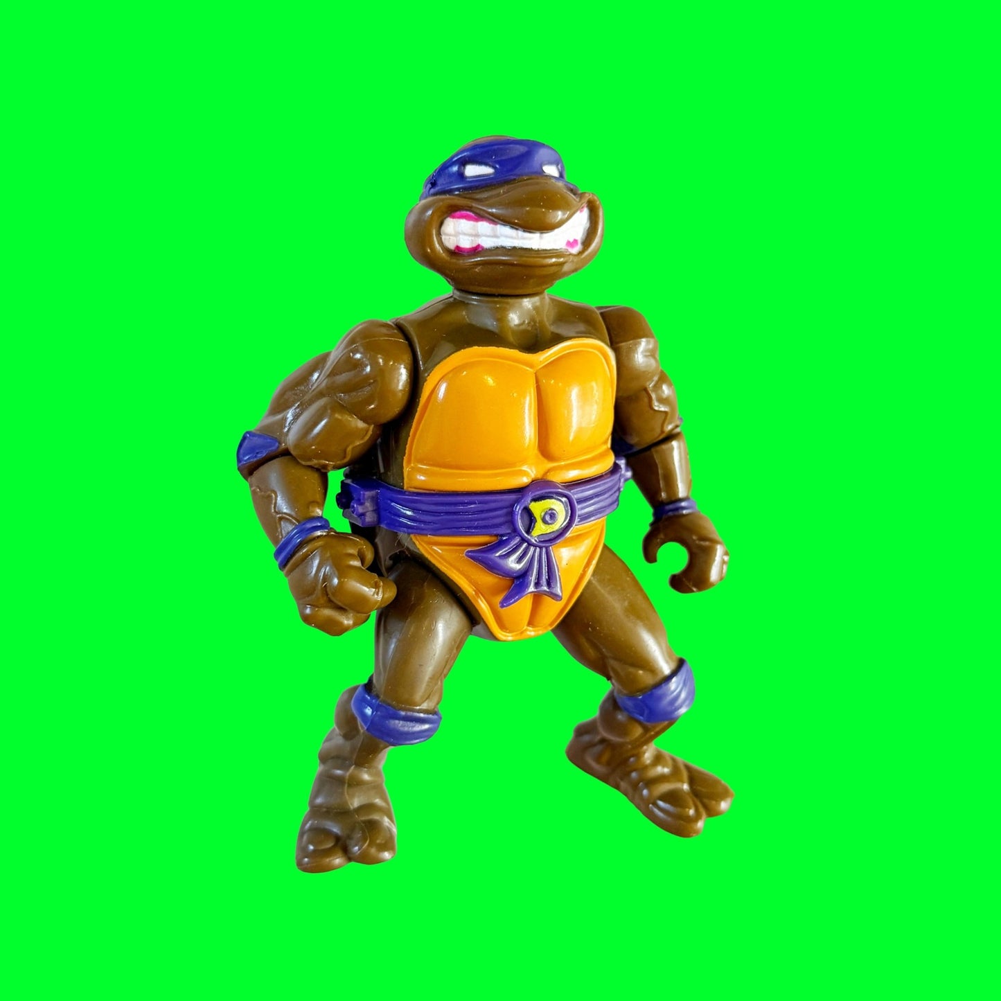 Teenage Mutant Ninja Turtles: Donnatello With Storage Shell Action Figure (w. card, 90s) - PopCultGang