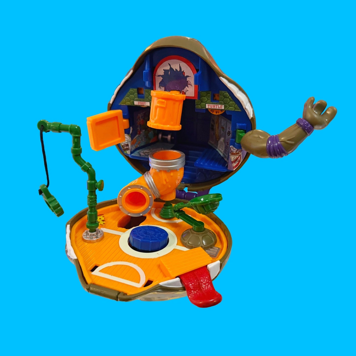 Teenage Mutant Ninja Turtles: Mini Mutants - Donatello's Basketball Playset (Playmates, 1995) - PopCultGang