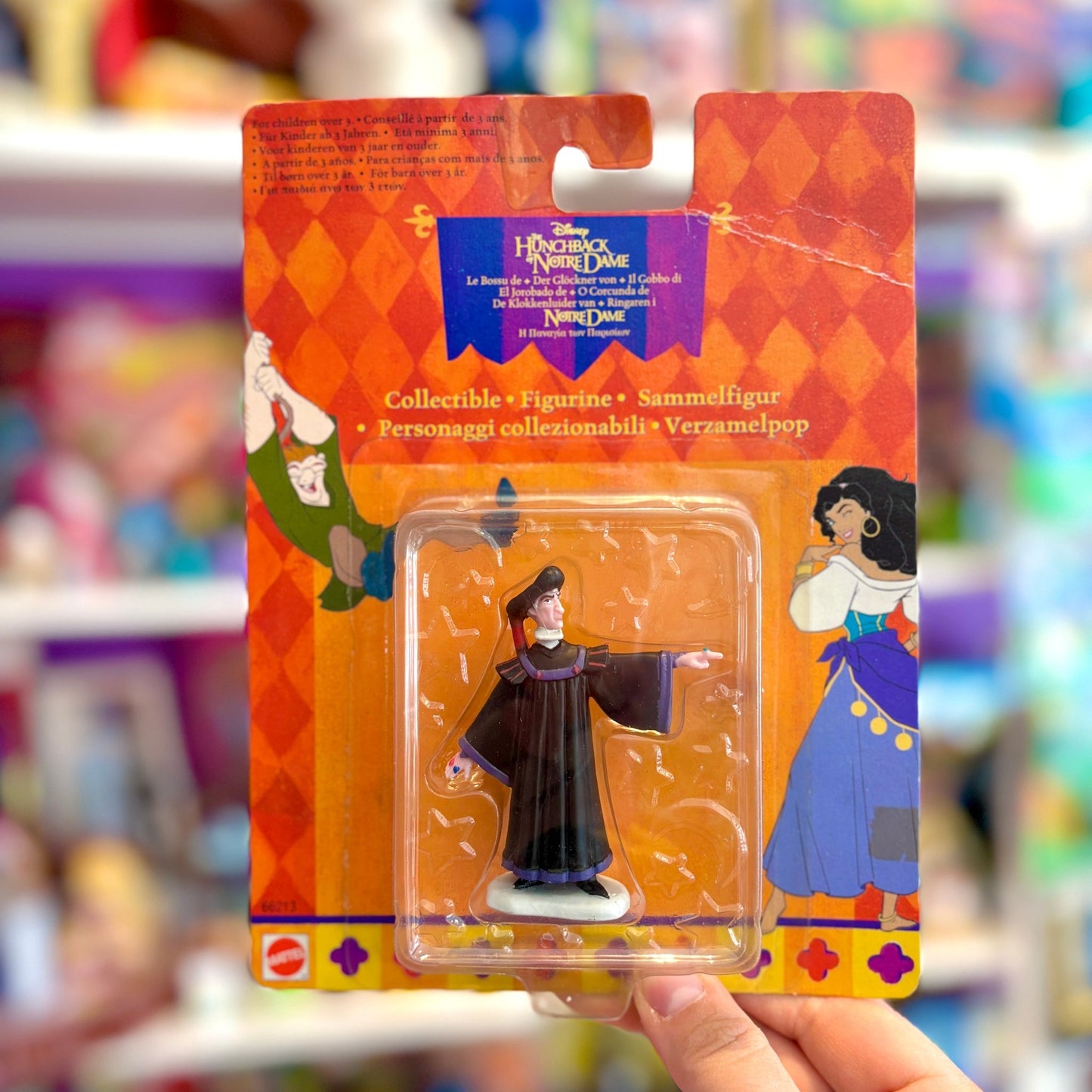The Hunchback of Notre Dame: Frollo Figure (90s) - PopCultGang