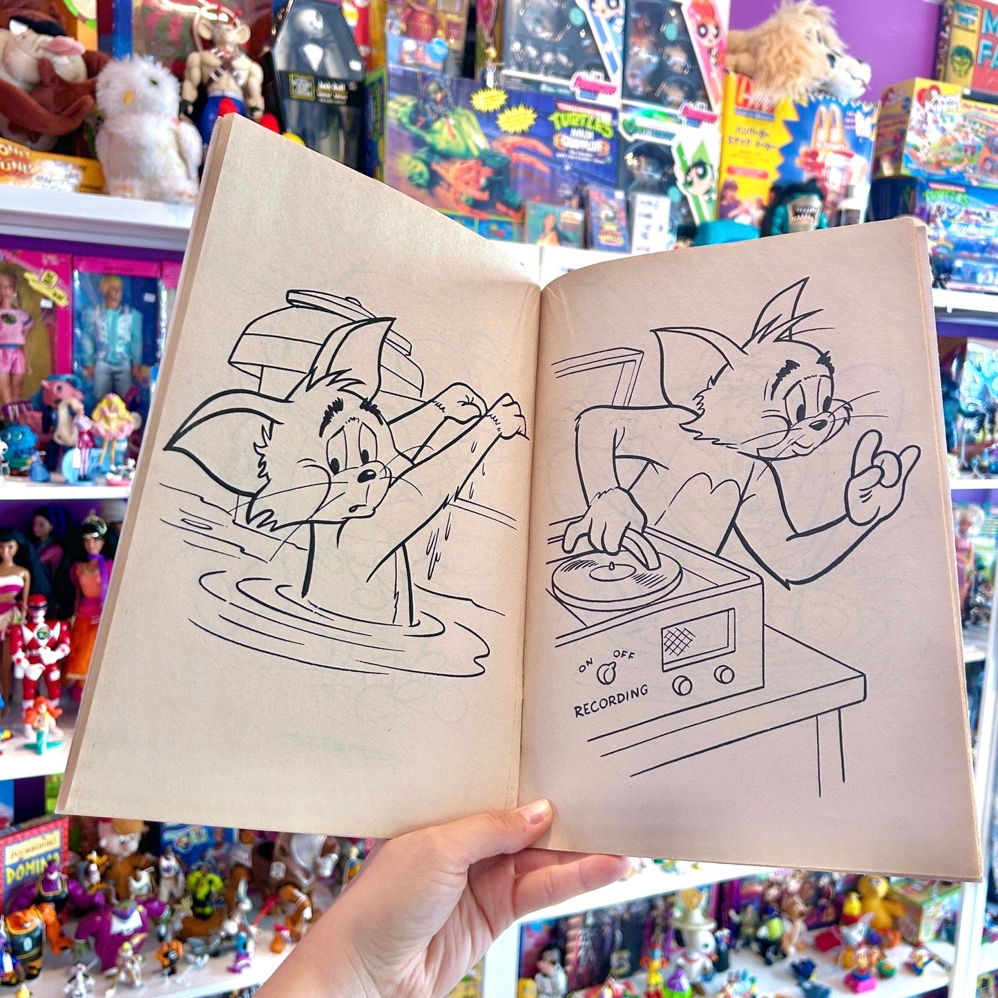 Tom & Jerry Coloring Book (80s) - PopCultGang