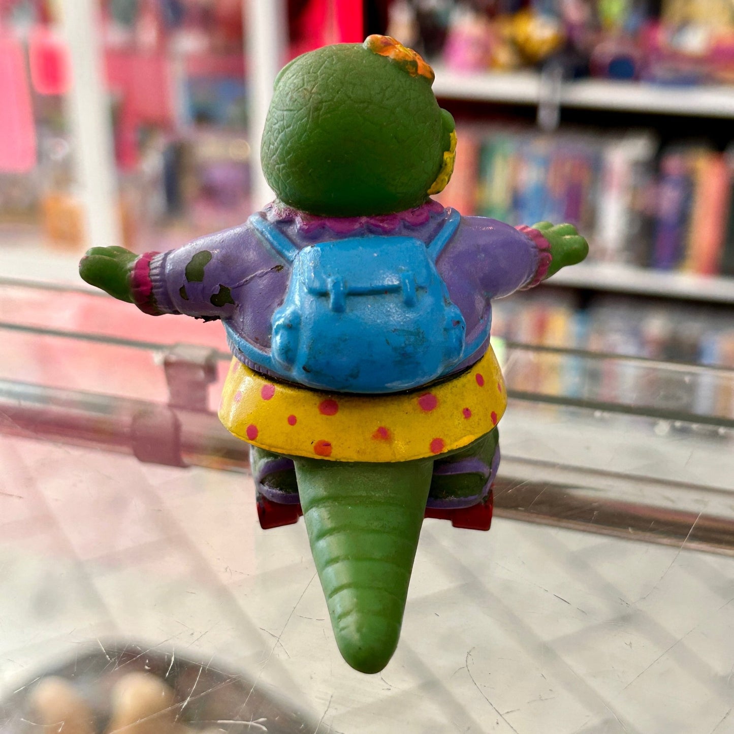 Weird Bootleg Dinosaur Figures - PopCultGang