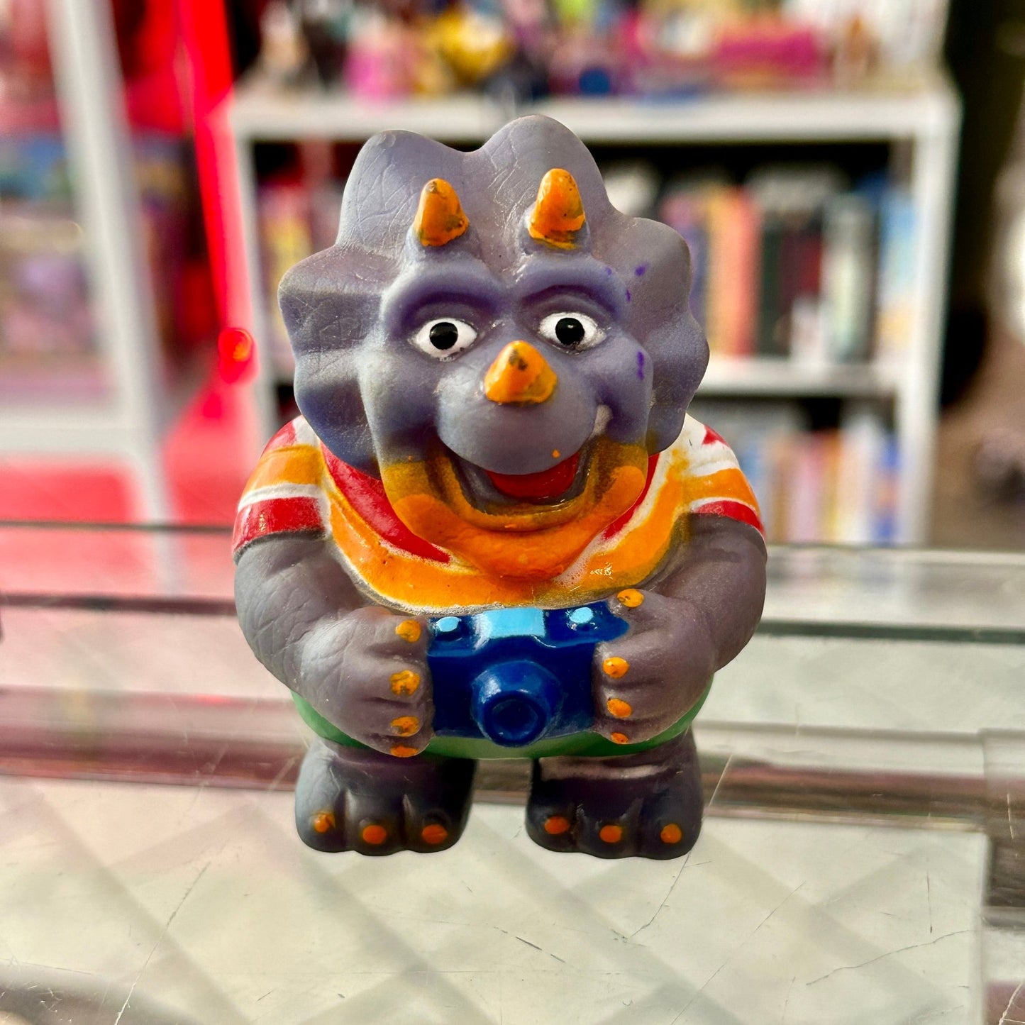 Weird Bootleg Dinosaur Figures - PopCultGang