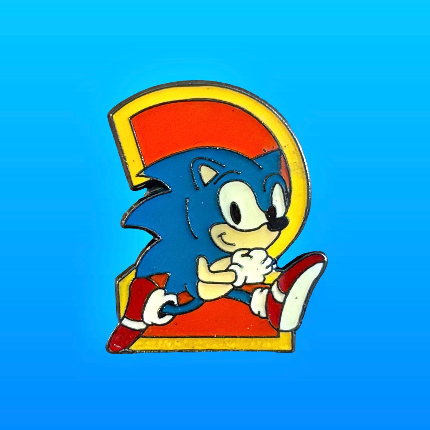 Sonic The Hedgehog 2 Enamel Promo Pin (Sega, 1992)