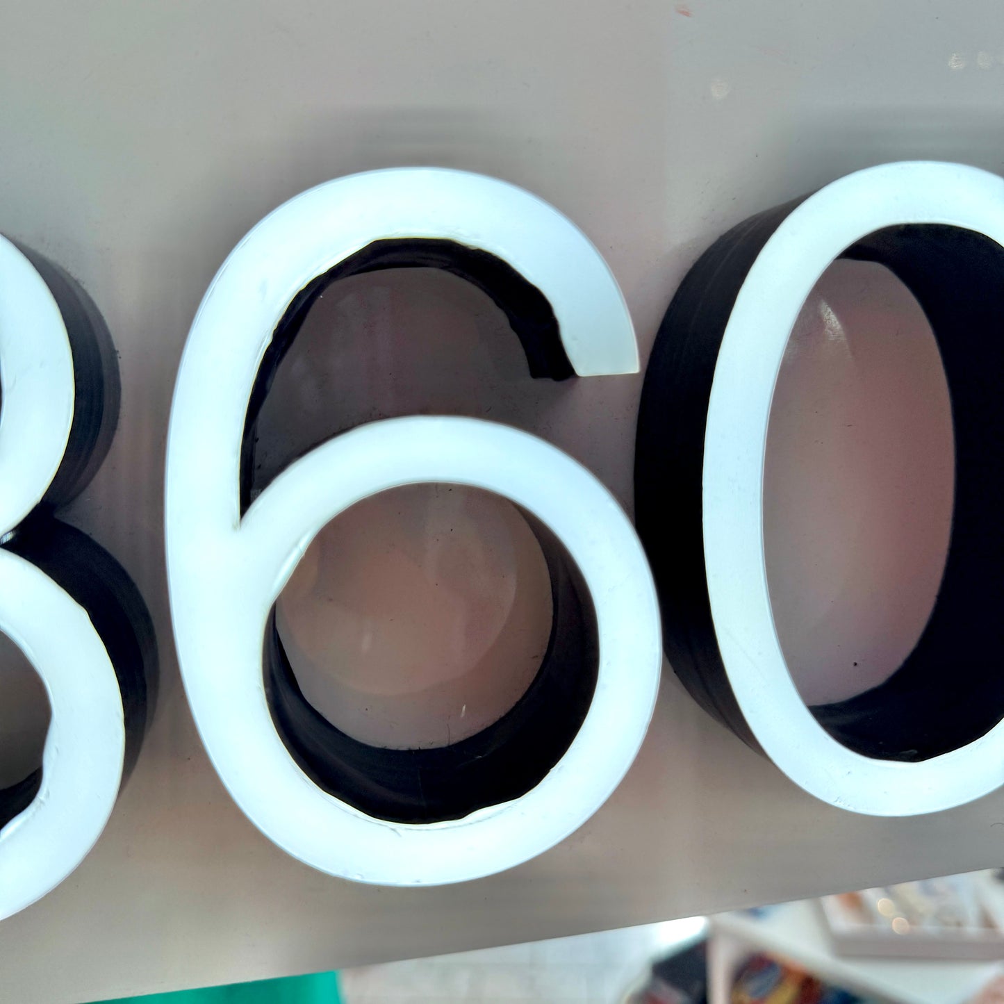 Xbox 360 LED Store Display - Gamestop 2000s