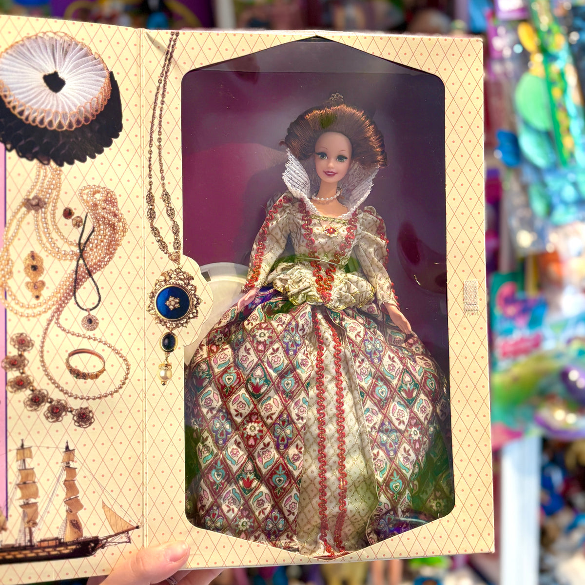 Barbie: The Great Eras Collection - Elizabethan Queen Barbie Doll (Mattel, 1995)