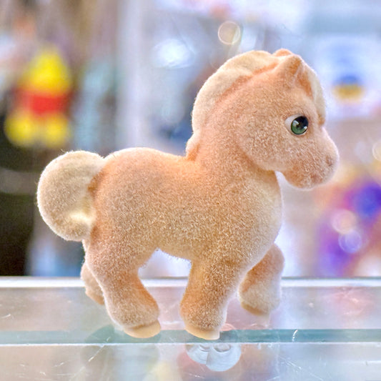 Pony In My Pocket Gen 2 - Senator - American Cream Draft #15 - Fluffy Flocked Horse Mini Figure (MEG, 2007)