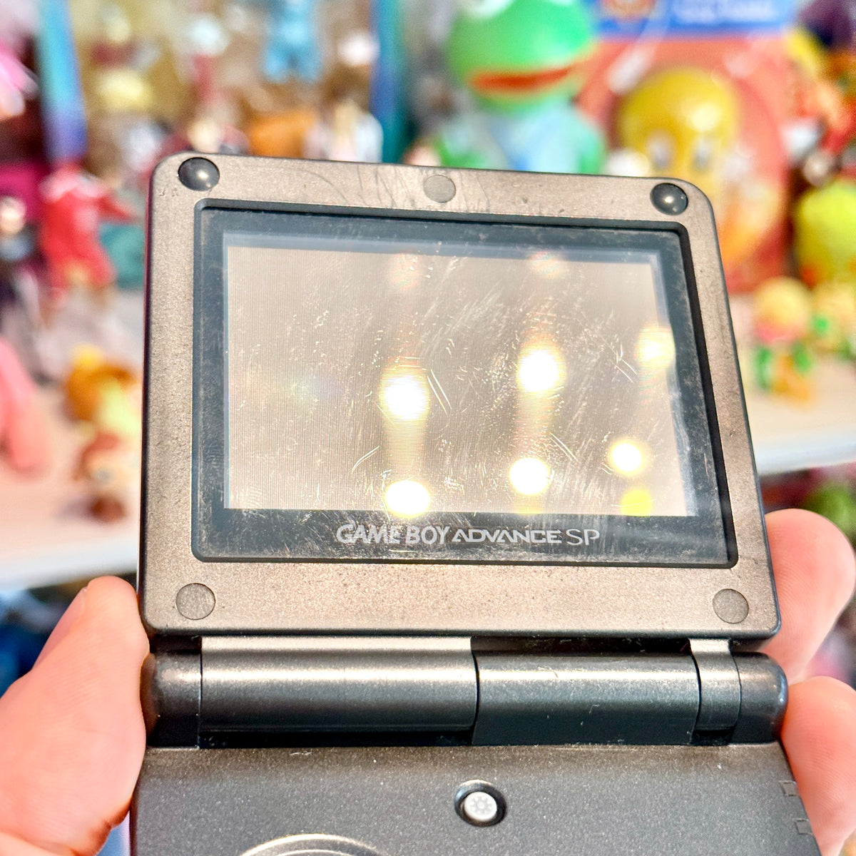 Gameboy Advance SP: Black Version (001 screen)