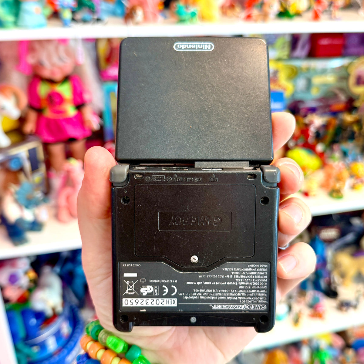 Gameboy Advance SP: Black Version (001 screen)