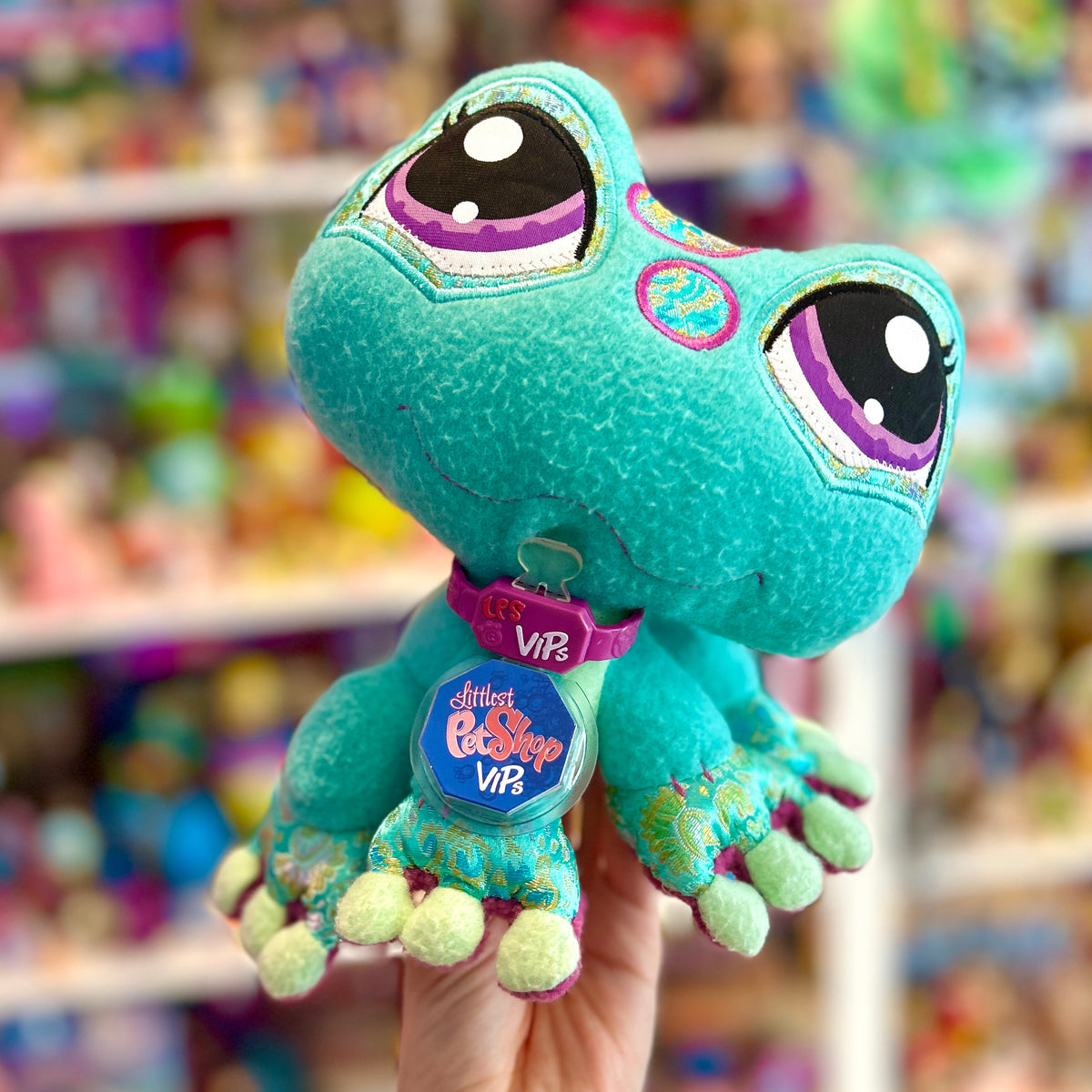 Littlest Pet Shop: VIPs Surprise - Frog Plush (Hasbro, 2009)
