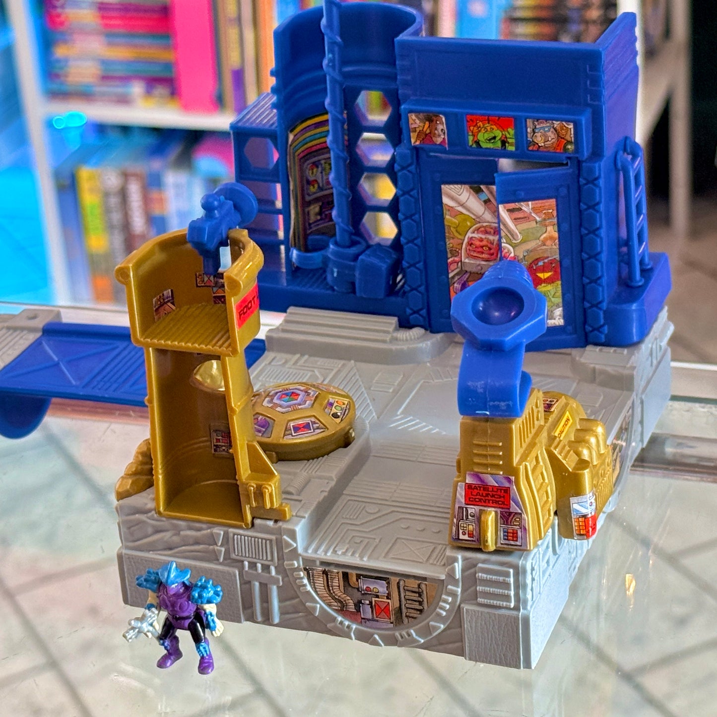 Teenage Mutant Ninja Turtles: Mini Mutants Bodacious Battlesets - Dimension X Wars Playset (Playmates, 1994)
