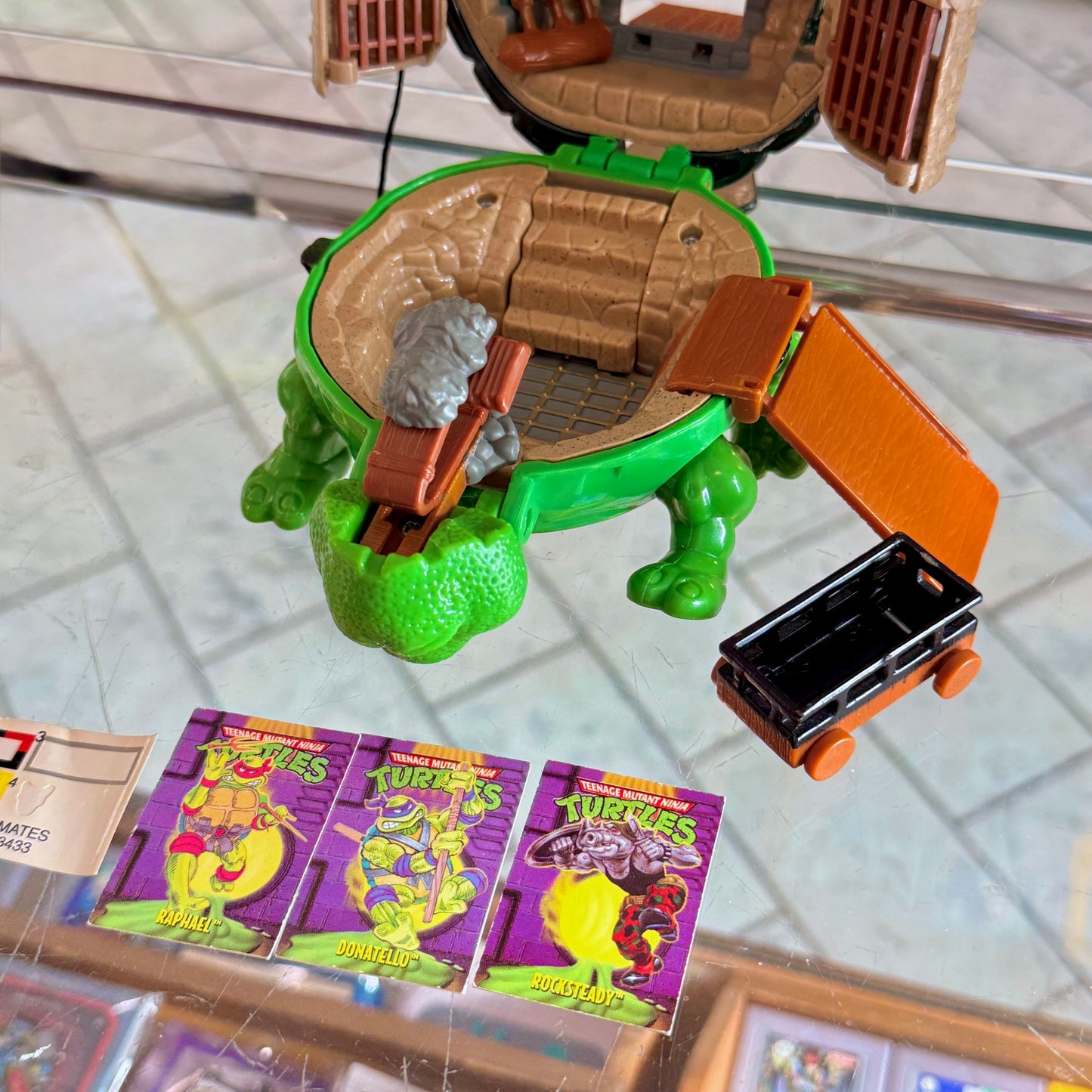 Teenage Mutant Ninja Turtles: Mini Mutants - Raph Feudal Castle Playset (Playmates, 1995)