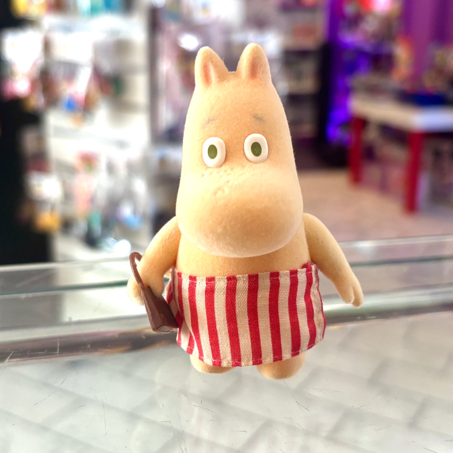 Moomin Valley Friends: Moominmamma Flocked Figure (1990s, Yutaka)
