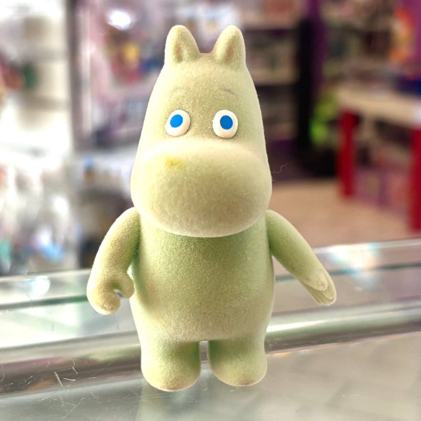 Moomin Valley Friends: Moomintroll Flocked Figure (1990s, Yutaka)