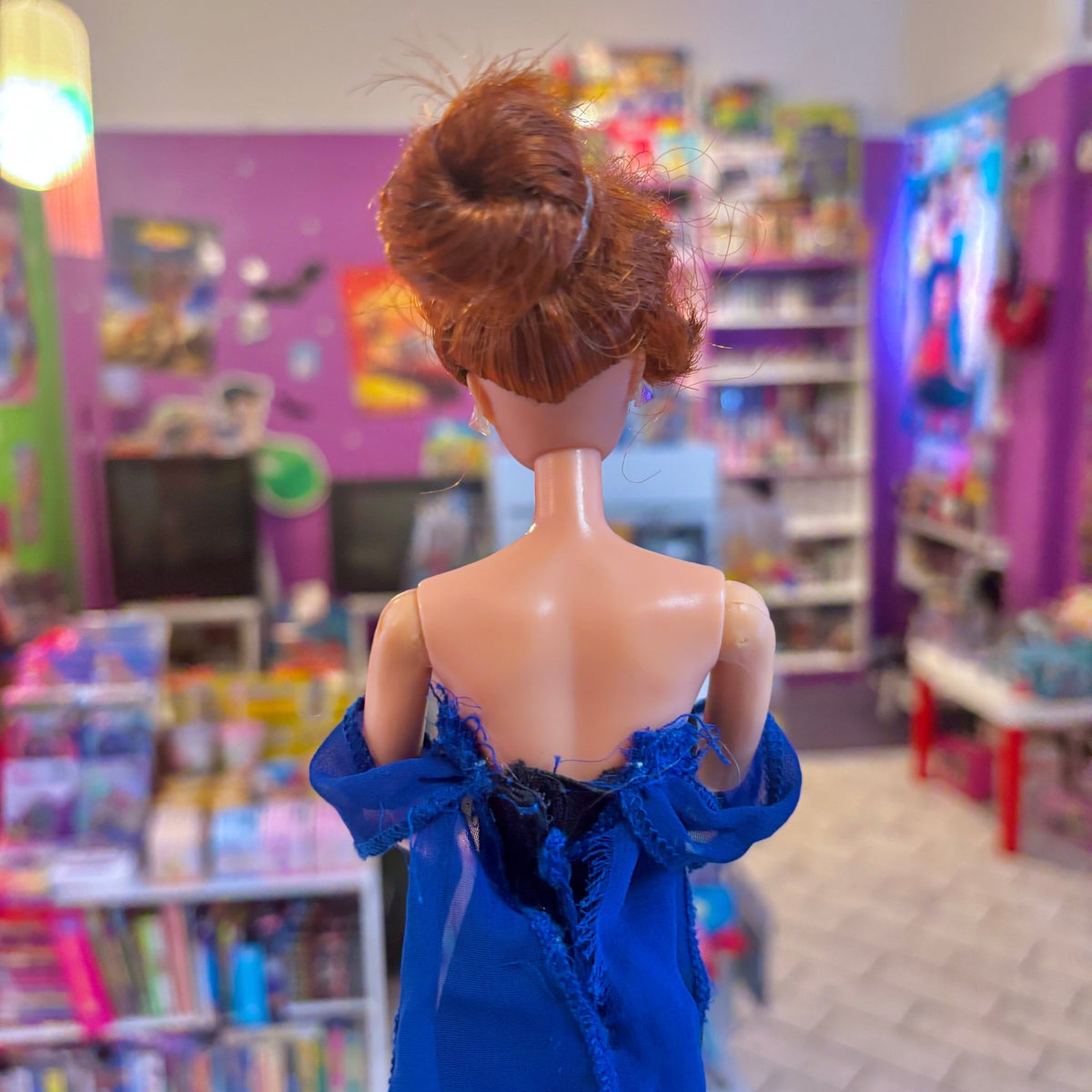 Anastasia: Paris Elegance Doll - with dress and earrings (Galoob, 90s) - PopCultGang