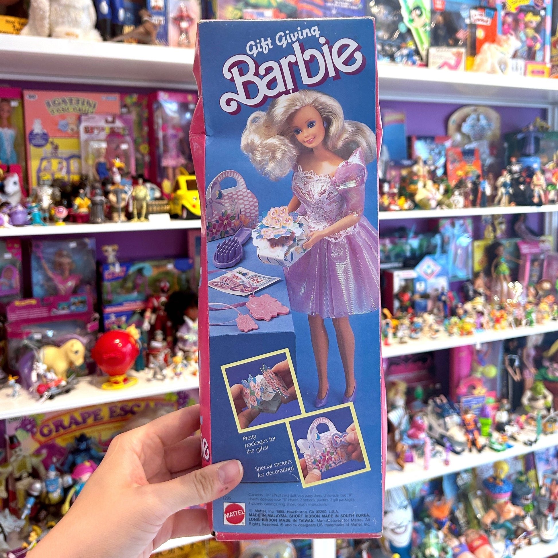 Barbie: Gift Giving (1988) - PopCultGang