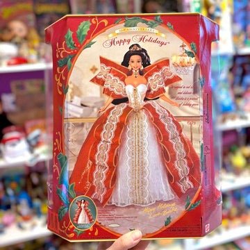 Barbie: Happy Holidays Special Edition Doll (NIB, Mattel, 1997) - PopCultGang