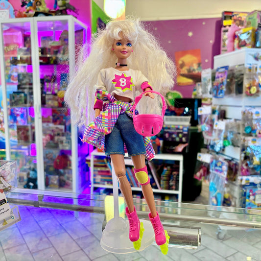 Barbie: In - Line Skating Barbie Doll (Mattel, 1995) - PopCultGang