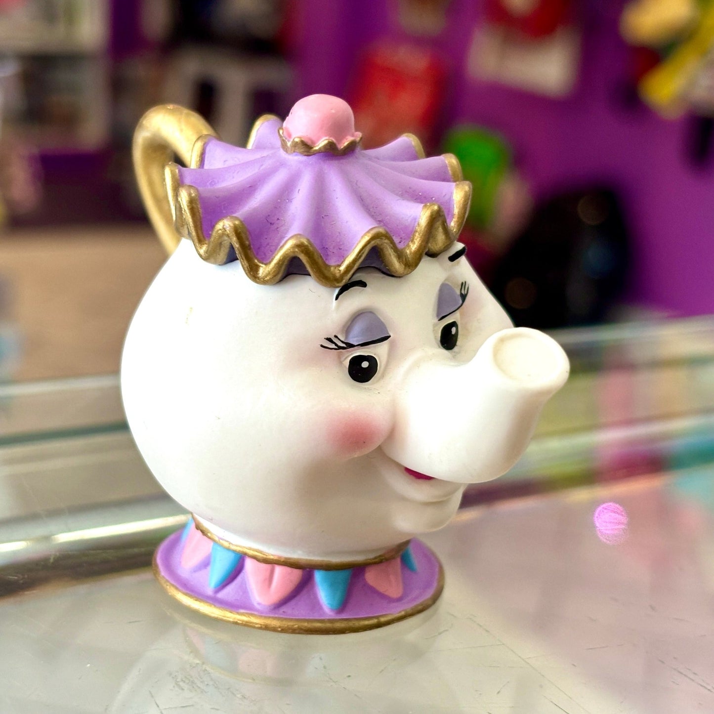 Beauty And The Beast: Mrs. Potts PVC Figure (Bully, 2000s) - PopCultGang