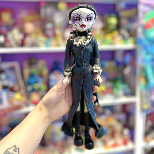 BeGoth Bleeding Edge Goths: "Abcynthia Chaser" Fashion Doll - Siphon Veins Outfit (Crypt Club Exclusive, Series 2, 2003) - PopCultGang