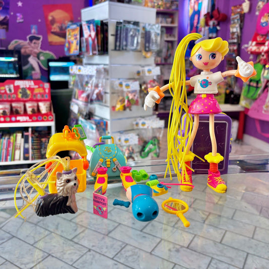 Betty Spaghetty: Around The World Travel Set - Jake & Betty (2000s) - PopCultGang
