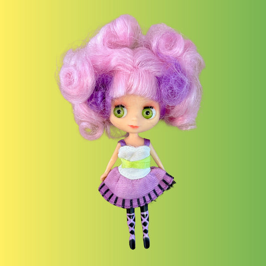 Blythe x Littlest Pet Shop - Blythe Loves Littlest Pet Shop Doll B43 (2012) - PopCultGang