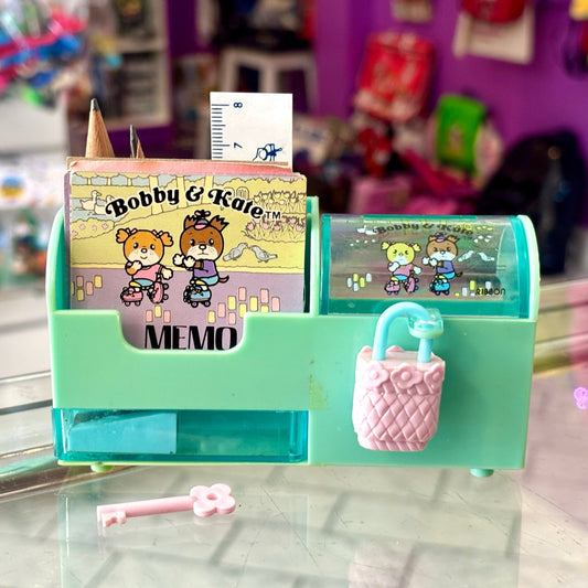 Bobby and Kate: Treasure Desk Set (80s) - PopCultGang