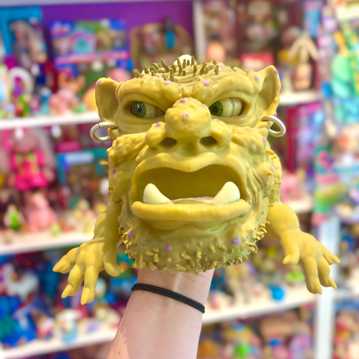 Boglins: King Topor - Monster Hand Puppet With Moveable Eyes (2021) - PopCultGang