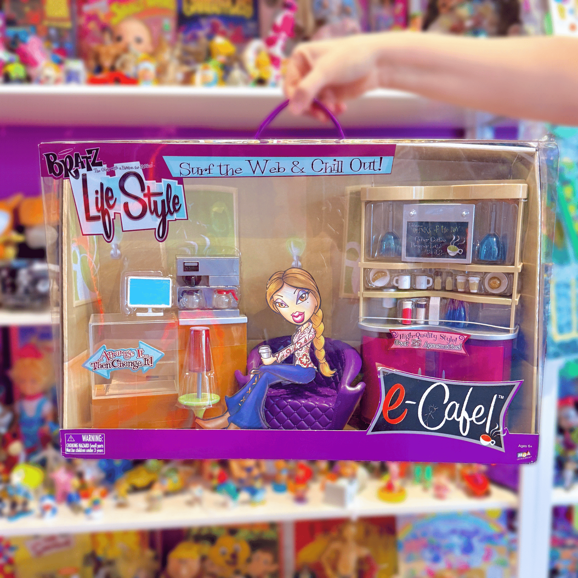 Bratz: Cafe Life Style E - Cafe Playset (new in box, MGA, 2004) - PopCultGang