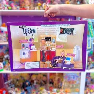 Bratz: Cafe Life Style E - Cafe Playset (new in box, MGA, 2004) - PopCultGang