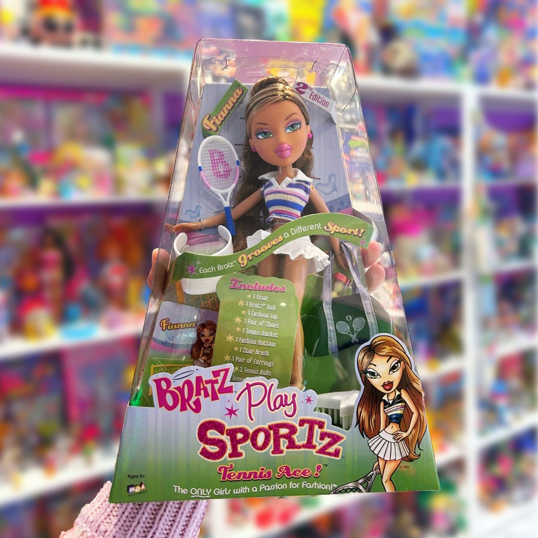 Bratz: Sportz Tennis Ace Fianna (NIB, 2000s) - PopCultGang