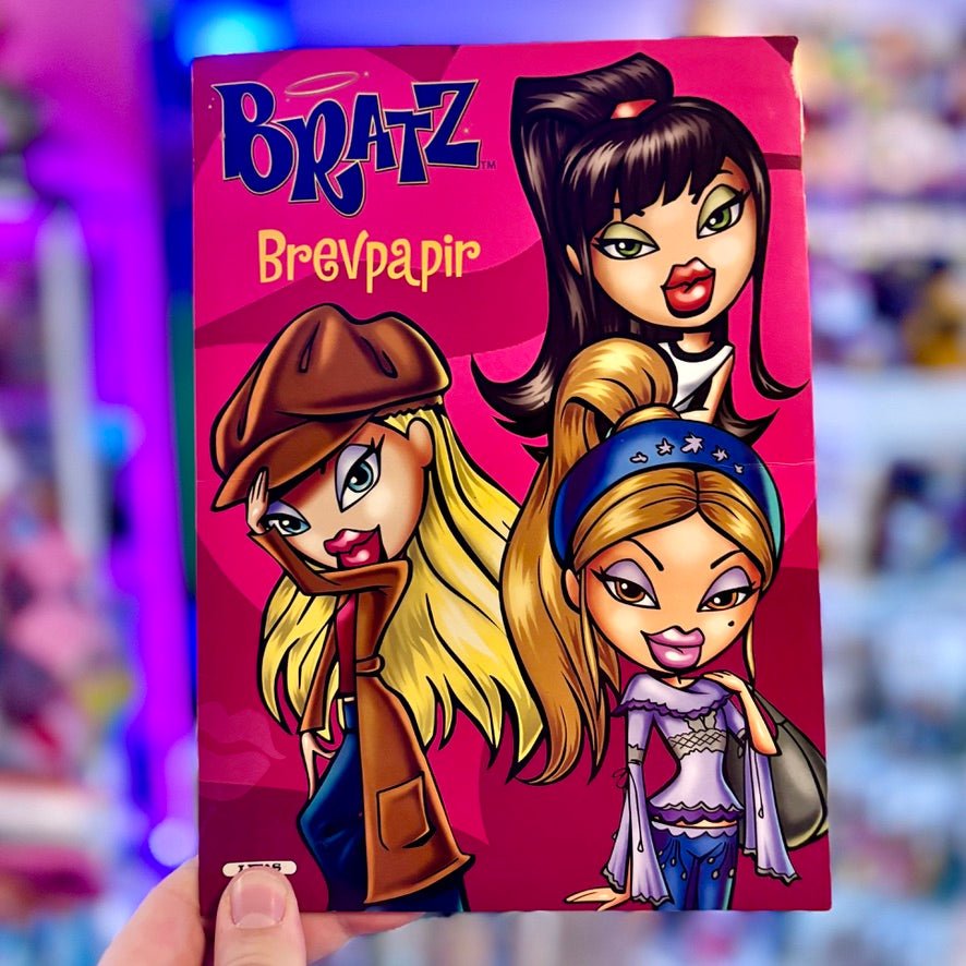 Bratz Stationery Letters & Paper Set: Cloe, Jade & Yasmin (2000s) - PopCultGang