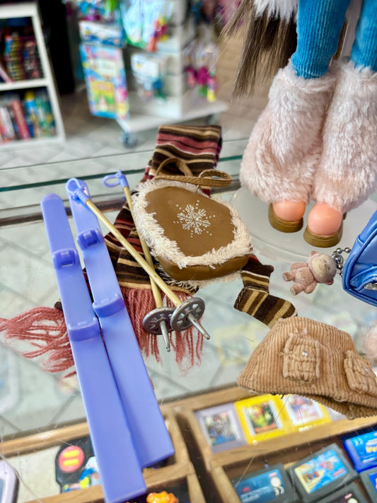 Bratz: Wintertime Wonderland Yasmin (MGA, 2003) - PopCultGang