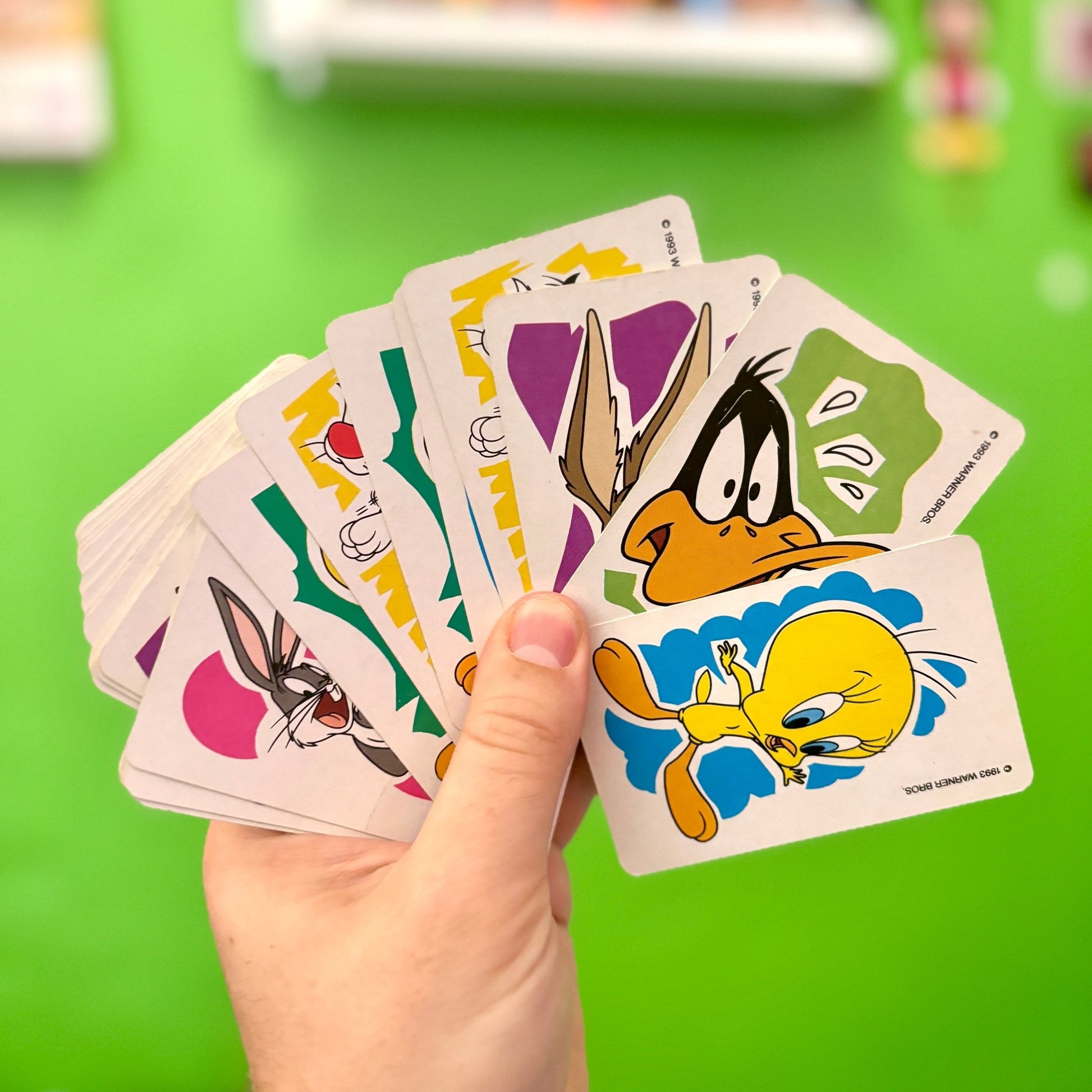 Bugs Bunny Card Game (90s) - PopCultGang