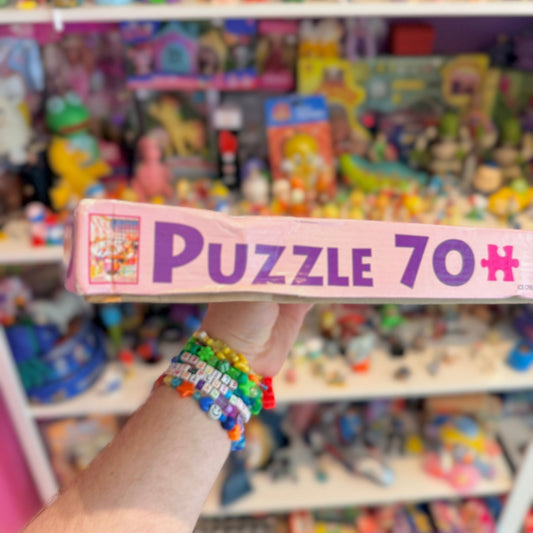 Daisy Duck & Minnie Mouse Eating Ice Cream - 70 Piece Puzzle (Disney, 1980s) - PopCultGang