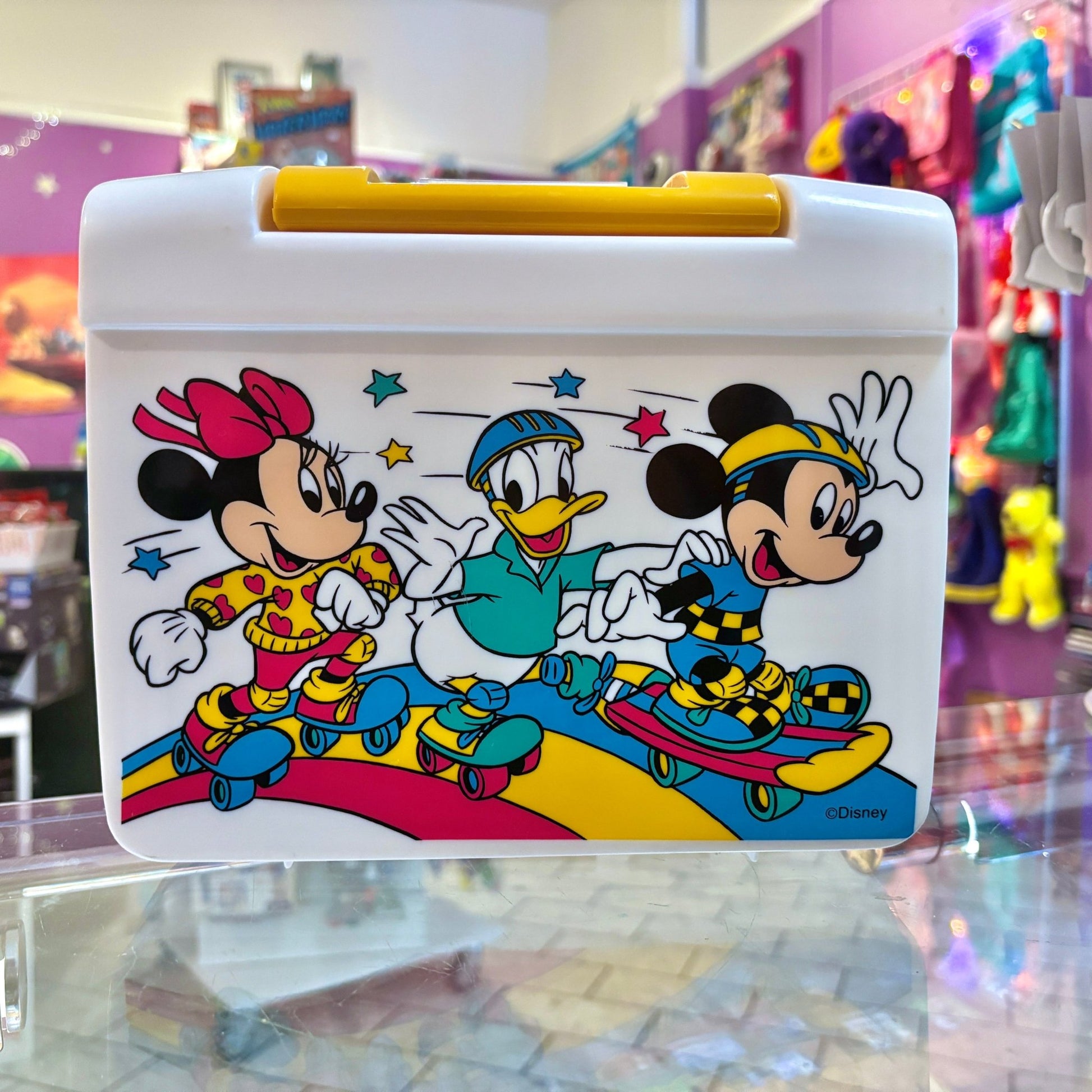 Disney Donald Duck, Minnie & Mickey Mouse Skating Lunchbox Set w. Box + Thermos (90s) - PopCultGang